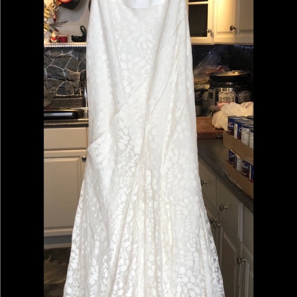 A) NWOT Galina Strapless Wedding Dress - Picture 3 of 7